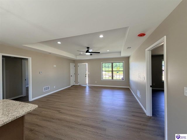 72 Democratic Court, Radcliff, KY 40160
