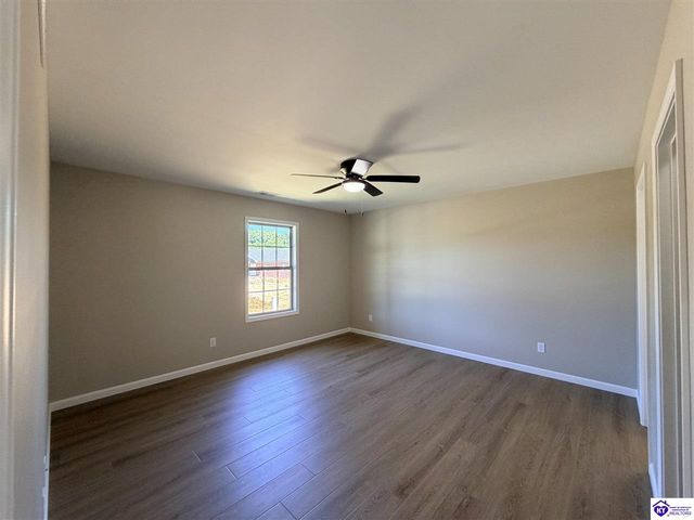 72 Democratic Court, Radcliff, KY 40160