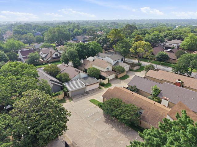 618 Castlewood Lane, Arlington, TX 76012