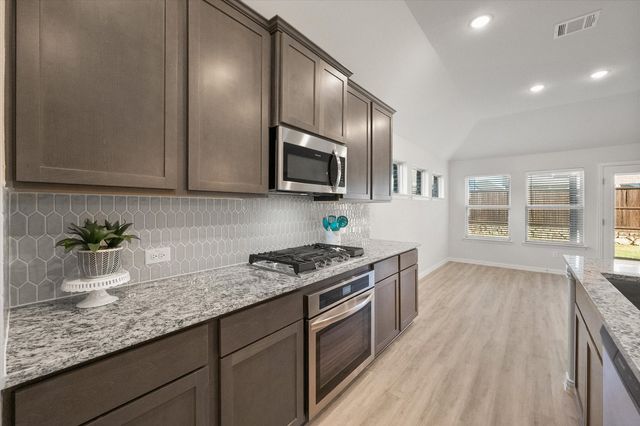 13089 Yellowstone Way, Providence Village, TX 76227