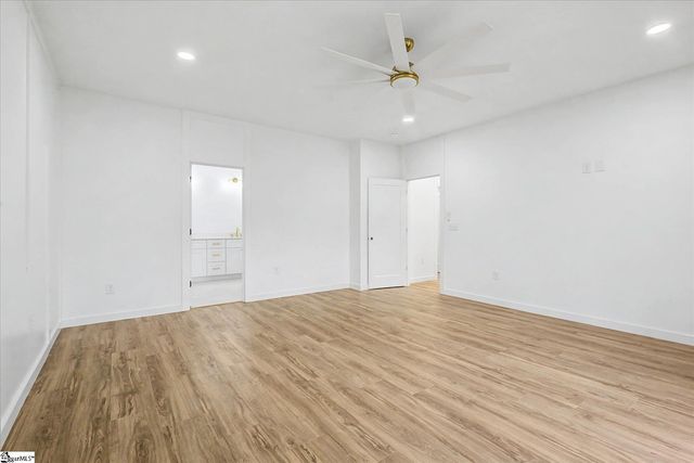 4 Mckinley Drive, Greenville, SC 29611