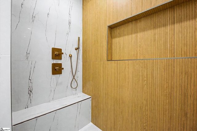 4 Mckinley Drive, Greenville, SC 29611