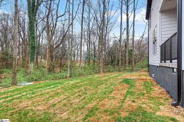 4 Mckinley Drive, Greenville, SC 29611