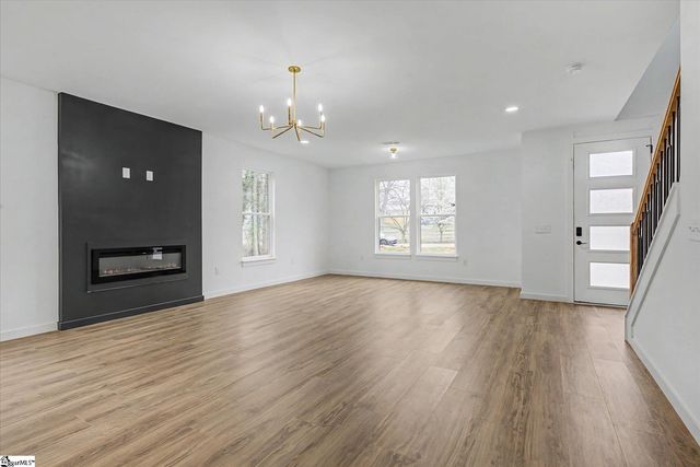 4 Mckinley Drive, Greenville, SC 29611