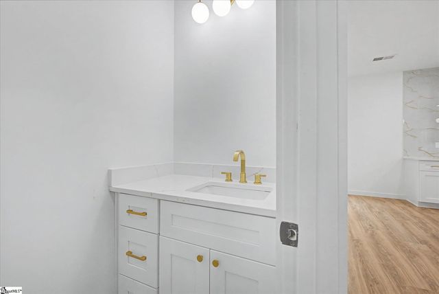 4 Mckinley Drive, Greenville, SC 29611