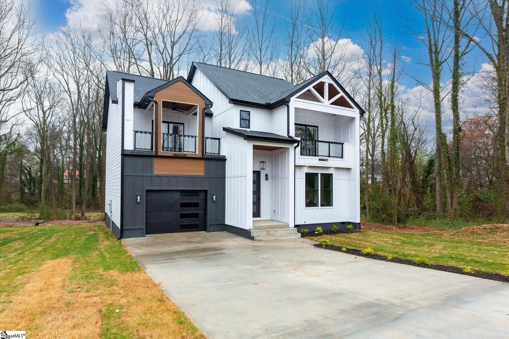 4 Mckinley Drive, Greenville, SC 29611