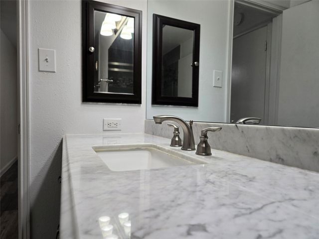 839 Wax Myrtle Lane A, Houston, TX 77079