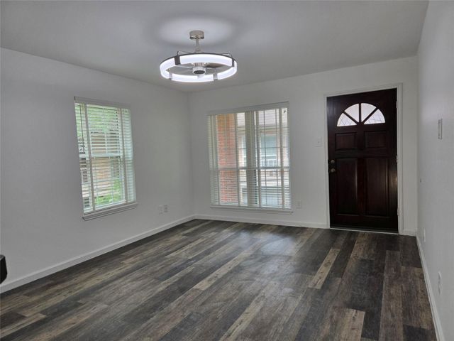 839 Wax Myrtle Lane A, Houston, TX 77079