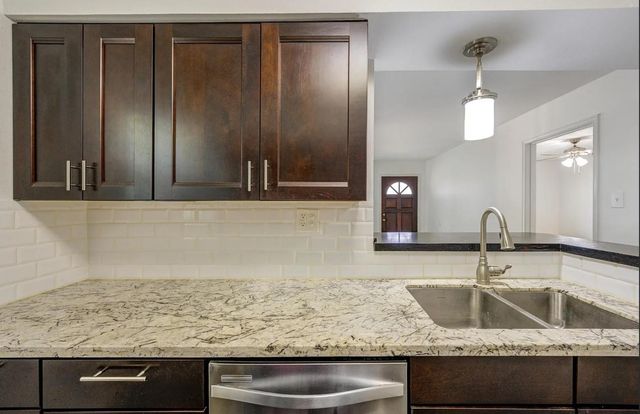 839 Wax Myrtle Lane A, Houston, TX 77079