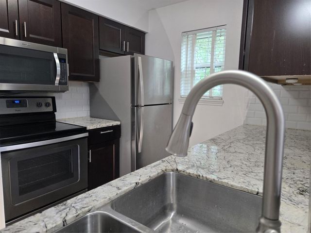 839 Wax Myrtle Lane A, Houston, TX 77079