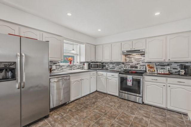 604 E Fm 272, Celeste, TX 75423