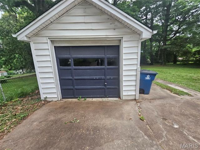 326 Tiffin Avenue, St Louis, MO 63135