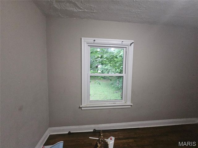 326 Tiffin Avenue, St Louis, MO 63135