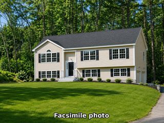 60 Walnut Hill Road, Derry, NH 03038