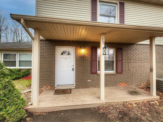 260 W Unadilla Street, Pinckney Vllg, MI 48169