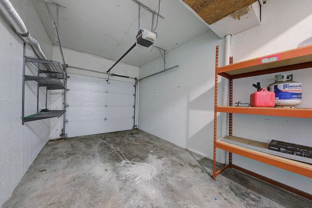 260 W Unadilla Street, Pinckney Vllg, MI 48169