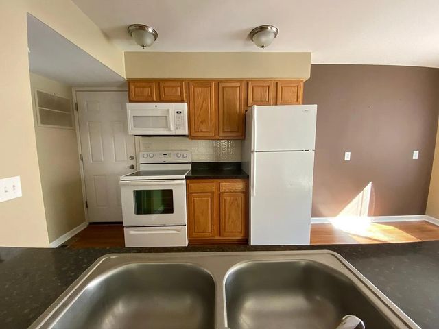 260 W Unadilla Street, Pinckney Vllg, MI 48169