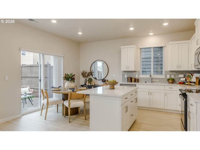 3515 Sw Battaglia Ave, Gresham, OR 97080