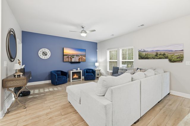 175 Leaflet Loop, Pawleys Island, SC 29585