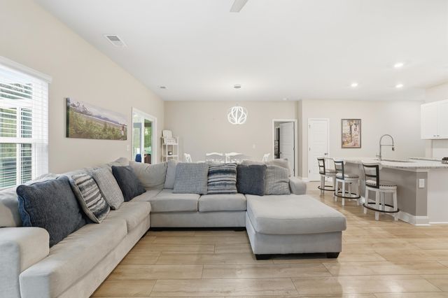 175 Leaflet Loop, Pawleys Island, SC 29585