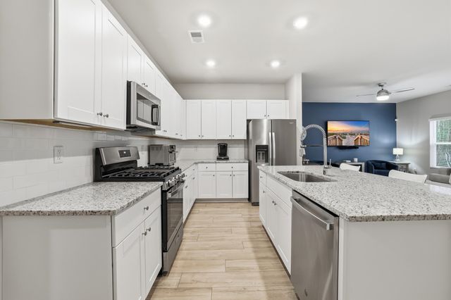 175 Leaflet Loop, Pawleys Island, SC 29585