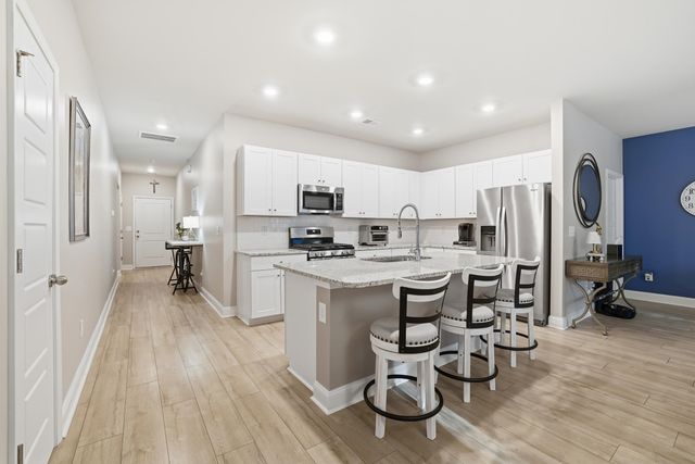 175 Leaflet Loop, Pawleys Island, SC 29585