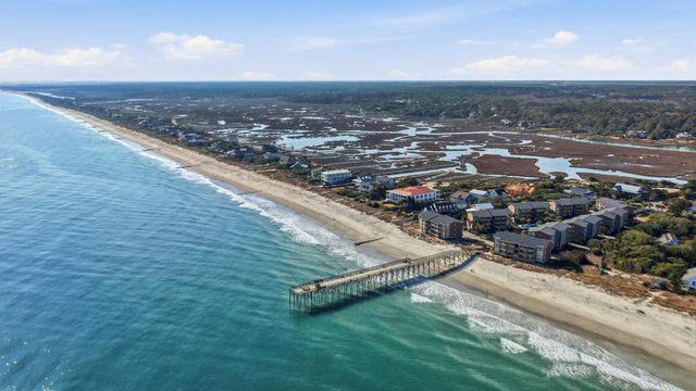 175 Leaflet Loop, Pawleys Island, SC 29585