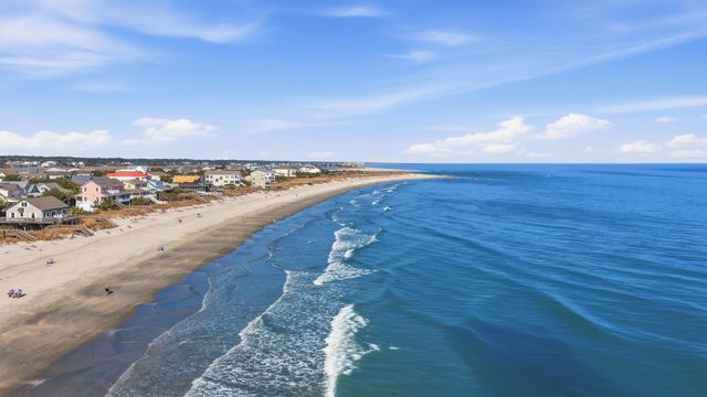 175 Leaflet Loop, Pawleys Island, SC 29585