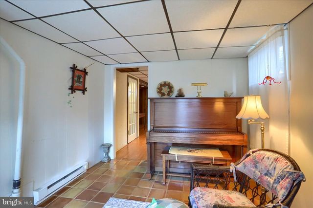 257 W WILLOW STREET, Carlisle, PA 17013