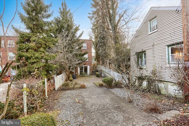 257 W WILLOW STREET, Carlisle, PA 17013