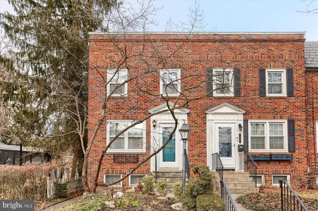 257 W WILLOW STREET, Carlisle, PA 17013