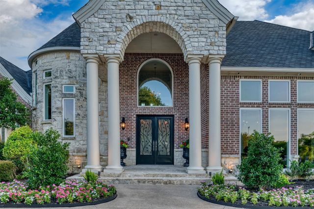 1704 Bison Meadow Lane, Heath, TX 75032