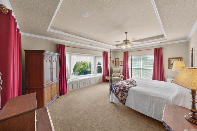 560 Winding Vw, New Braunfels, TX 78132