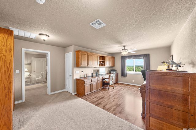 560 Winding Vw, New Braunfels, TX 78132