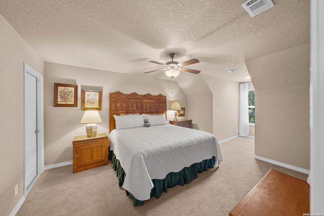 560 Winding Vw, New Braunfels, TX 78132