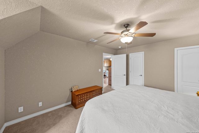 560 Winding Vw, New Braunfels, TX 78132