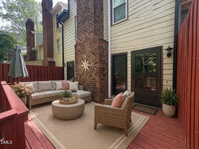 6844 Gloucester Road, Raleigh, NC 27612