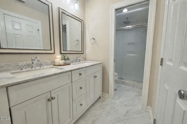 6844 Gloucester Road, Raleigh, NC 27612