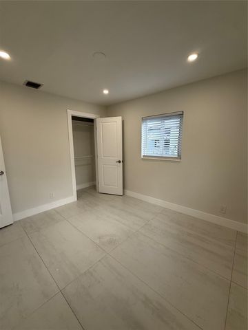 6720 Park Street, Hollywood, FL 33024