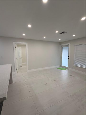 6720 Park Street, Hollywood, FL 33024