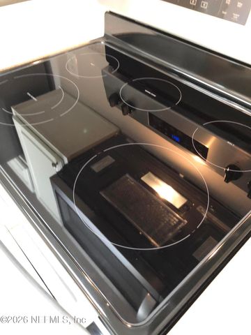 7990 BAYMEADOWS Road 803, Jacksonville, FL 32256