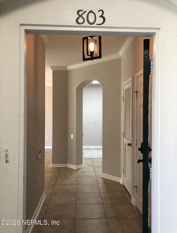 7990 BAYMEADOWS Road 803, Jacksonville, FL 32256