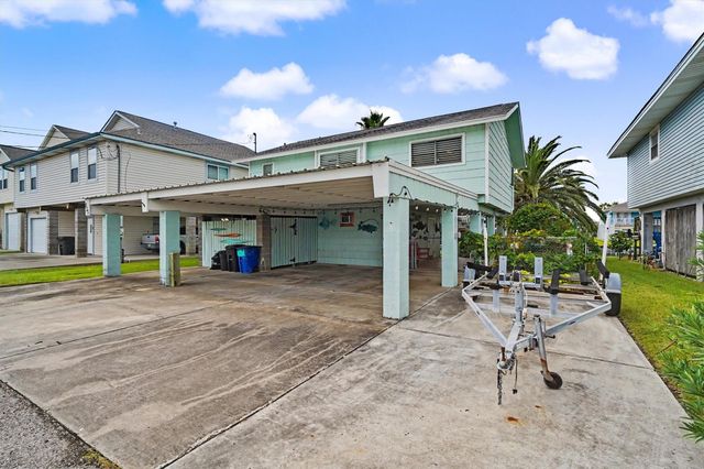 531 Pompano Street, Bayou Vista, TX 77563