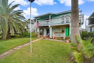 531 Pompano Street, Bayou Vista, TX 77563
