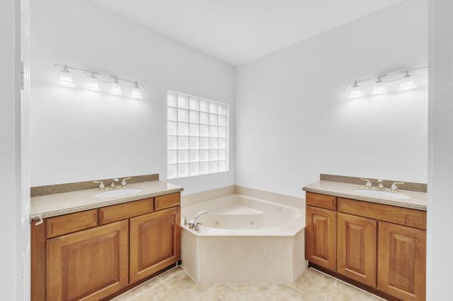 6581 Southport Drive, Boynton Beach, FL 33472