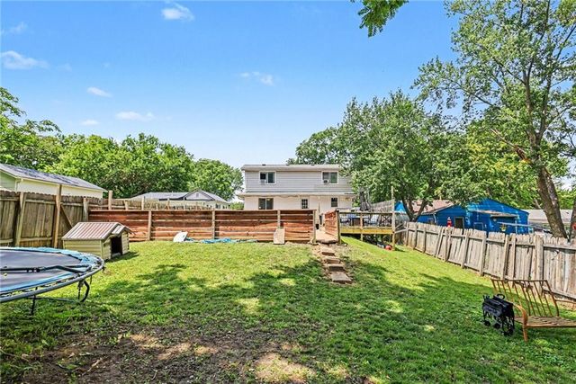 1507 N MCCOY Street, Independence, MO 64050