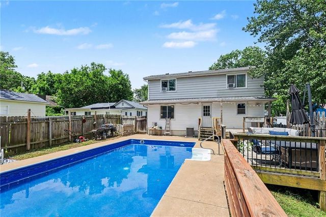 1507 N MCCOY Street, Independence, MO 64050