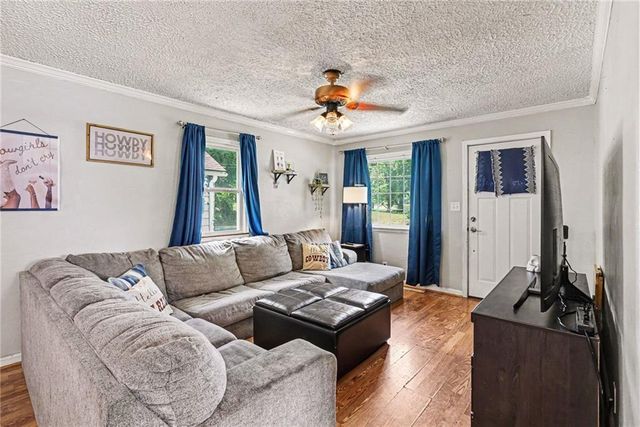 1507 N MCCOY Street, Independence, MO 64050