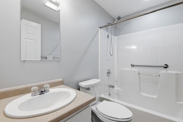 72 Pine Hill Blvd. 72, Mashpee, MA 02649