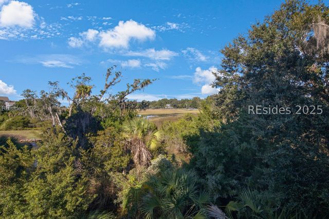 12 Hammock Oaks Cir, Hilton Head Island, SC 29926